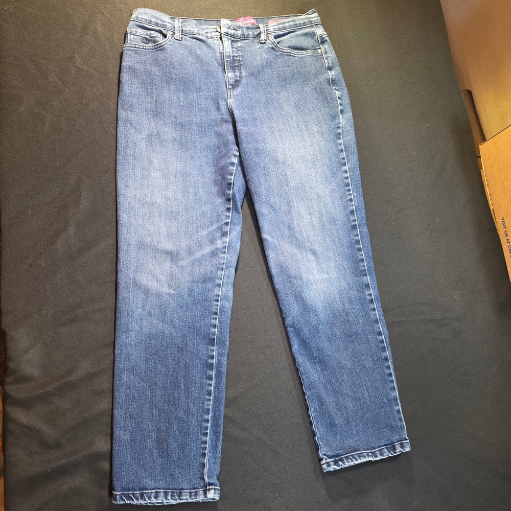 Gloria Vanderbilt Amanda Jeans Womens 12 Short Tapered Leg Medium Wash Denim